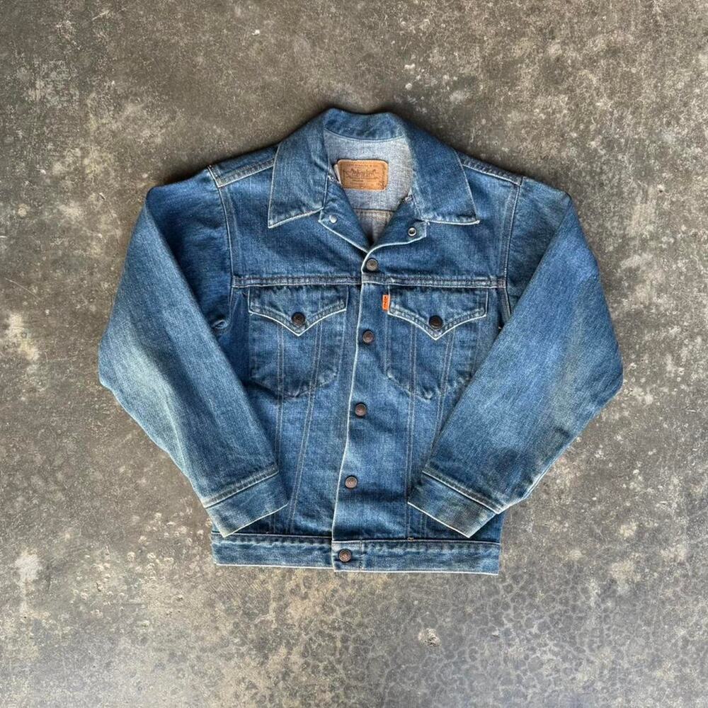 Vintage 90's Levi's denim jacket